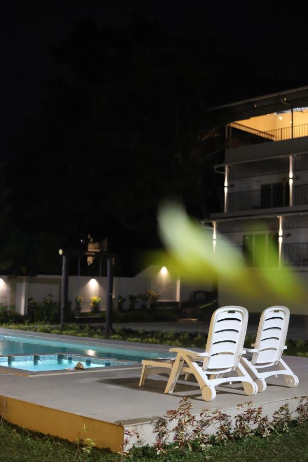 Seeheim Resorts Athirappilly Exterior foto
